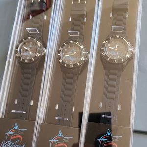 Set of 3 watches